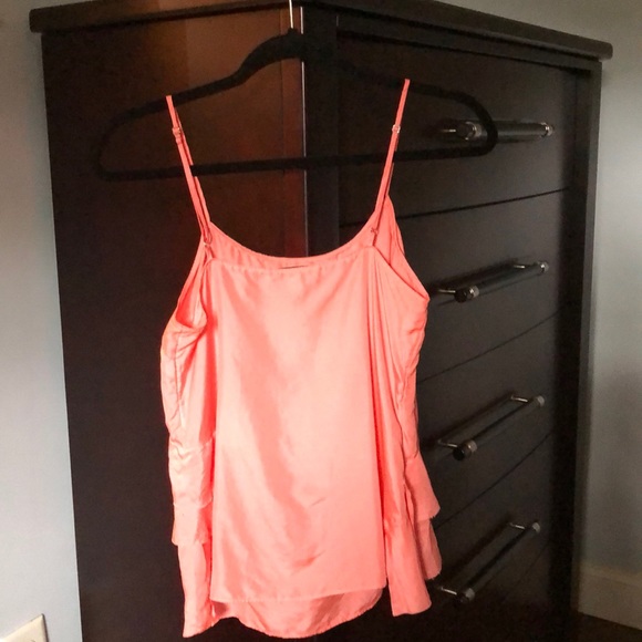 Banana Republic - Ruffle Tank Top - Picture 2 of 3